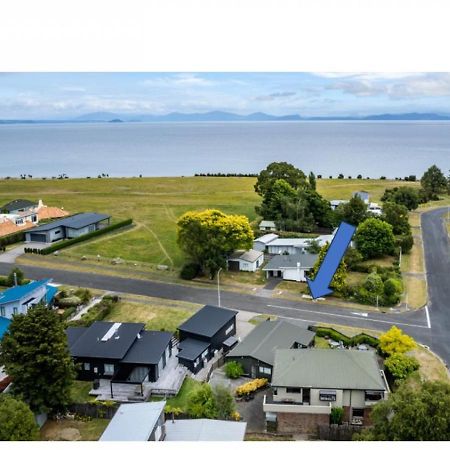 You Little Beauty - Wharewaka Beach Magic Taupo Exterior photo