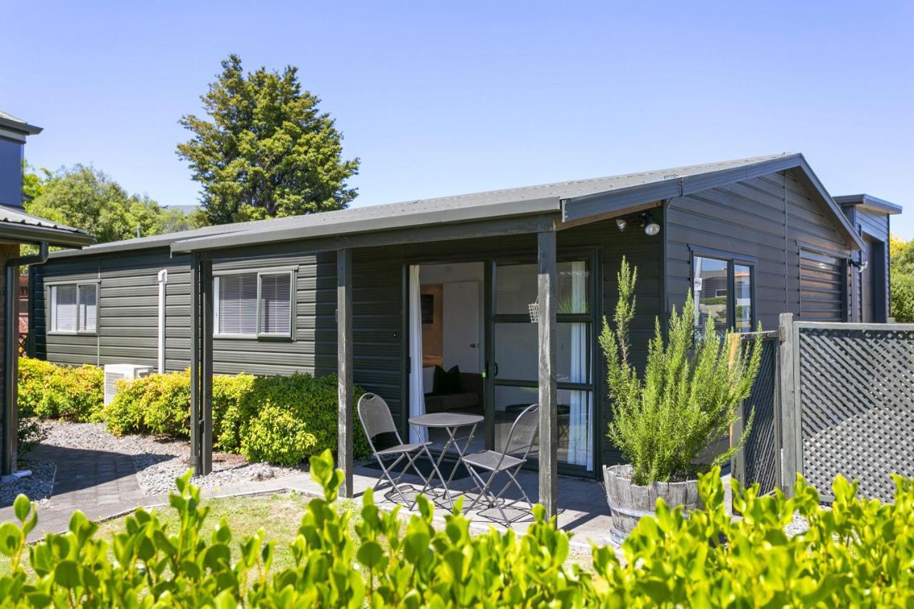 You Little Beauty - Wharewaka Beach Magic Taupo Exterior photo